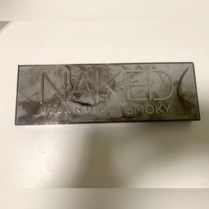 URBAN DECAY NAKED SMOKY PALETTE